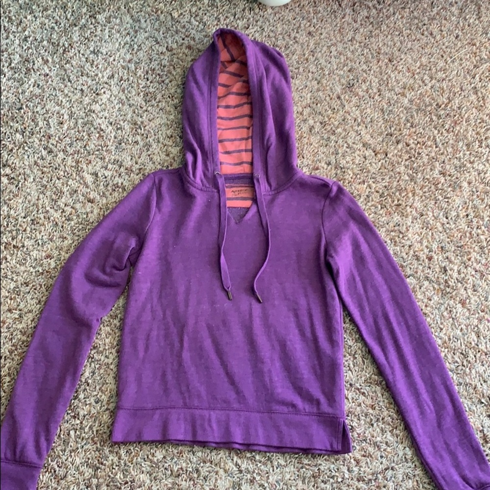 sweatshirt